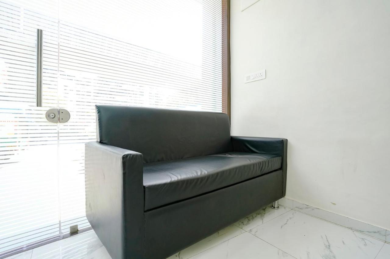 Fabexpress Bhau Residency - Nr Mumbai International Airport Hotel Buitenkant foto