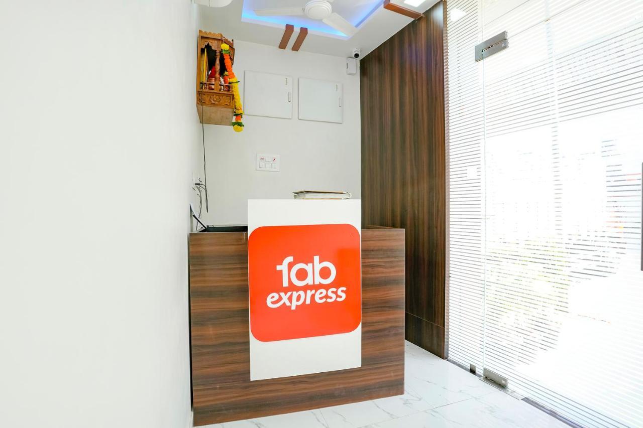 Fabexpress Bhau Residency - Nr Mumbai International Airport Hotel Buitenkant foto