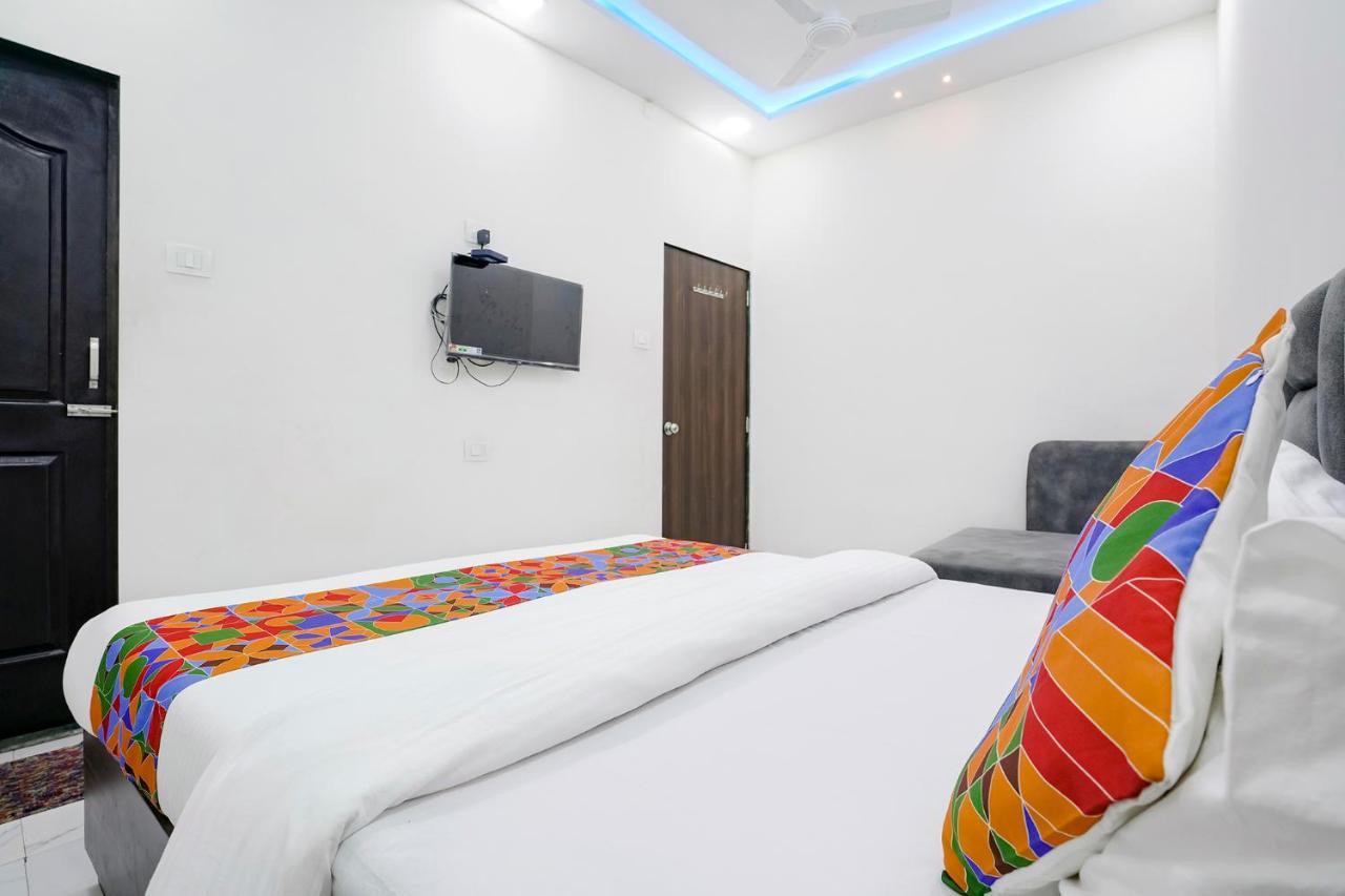 Fabexpress Bhau Residency - Nr Mumbai International Airport Hotel Buitenkant foto