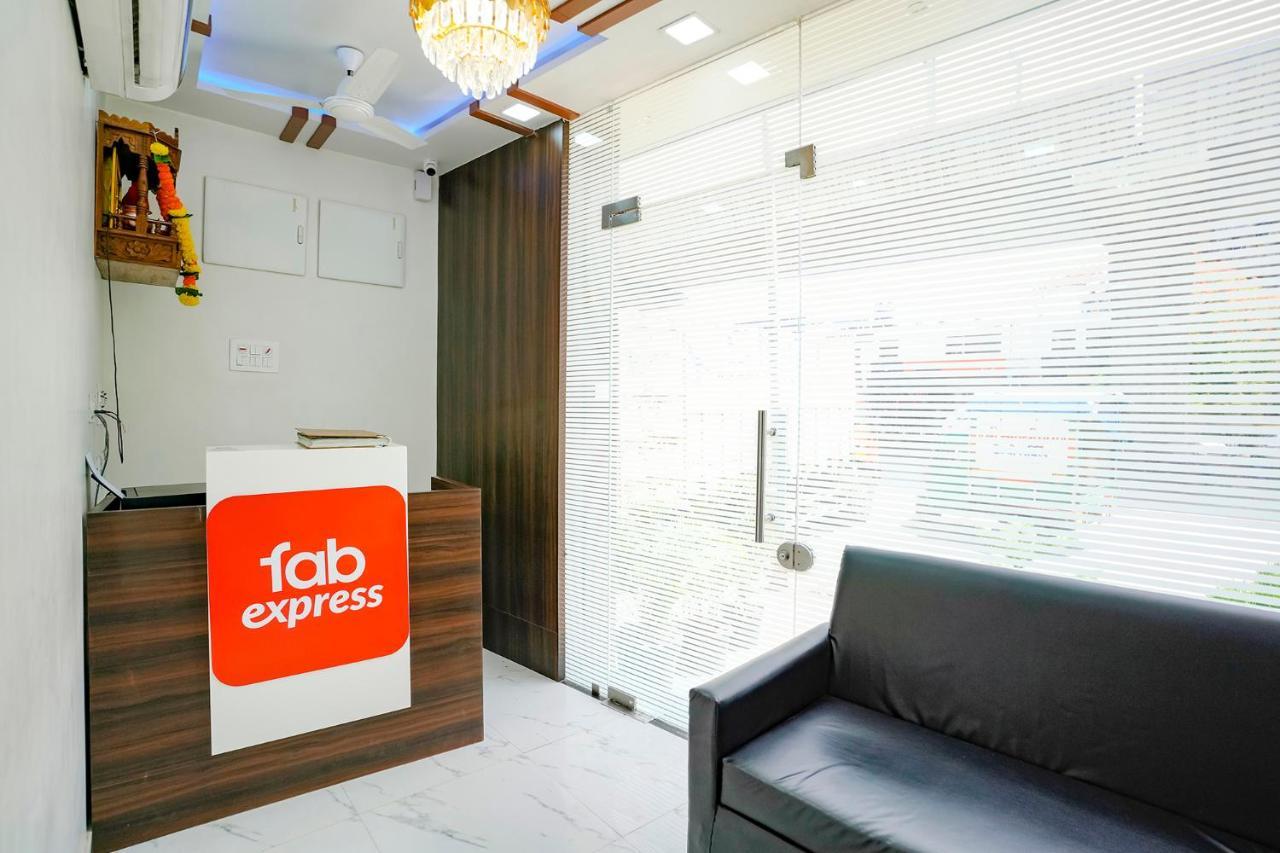 Fabexpress Bhau Residency - Nr Mumbai International Airport Hotel Buitenkant foto