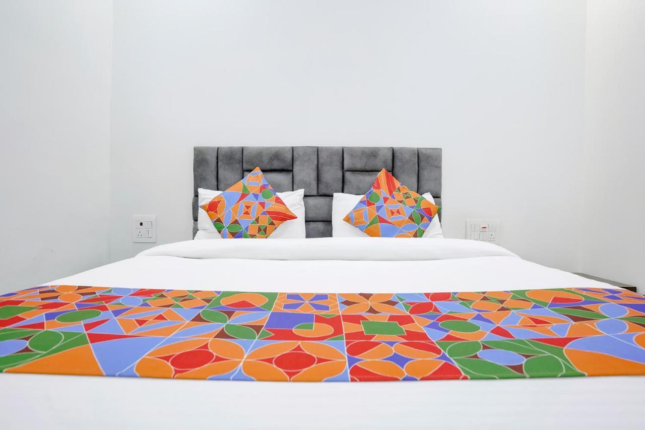 Fabexpress Bhau Residency - Nr Mumbai International Airport Hotel Buitenkant foto